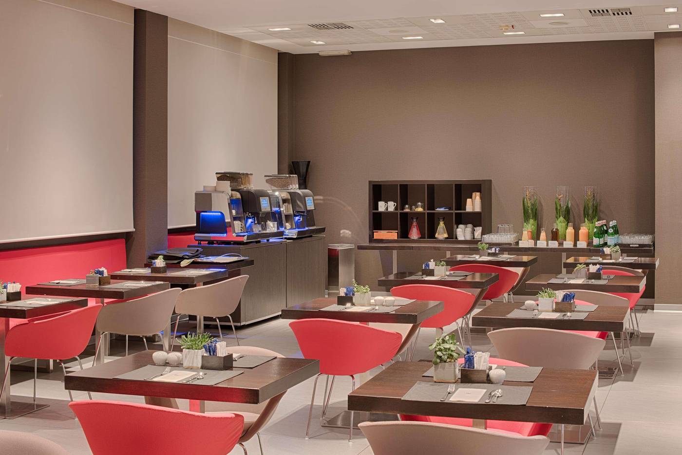 Ac-Hotel-By-Marriott-Milan-Sesto-Restaurant-3