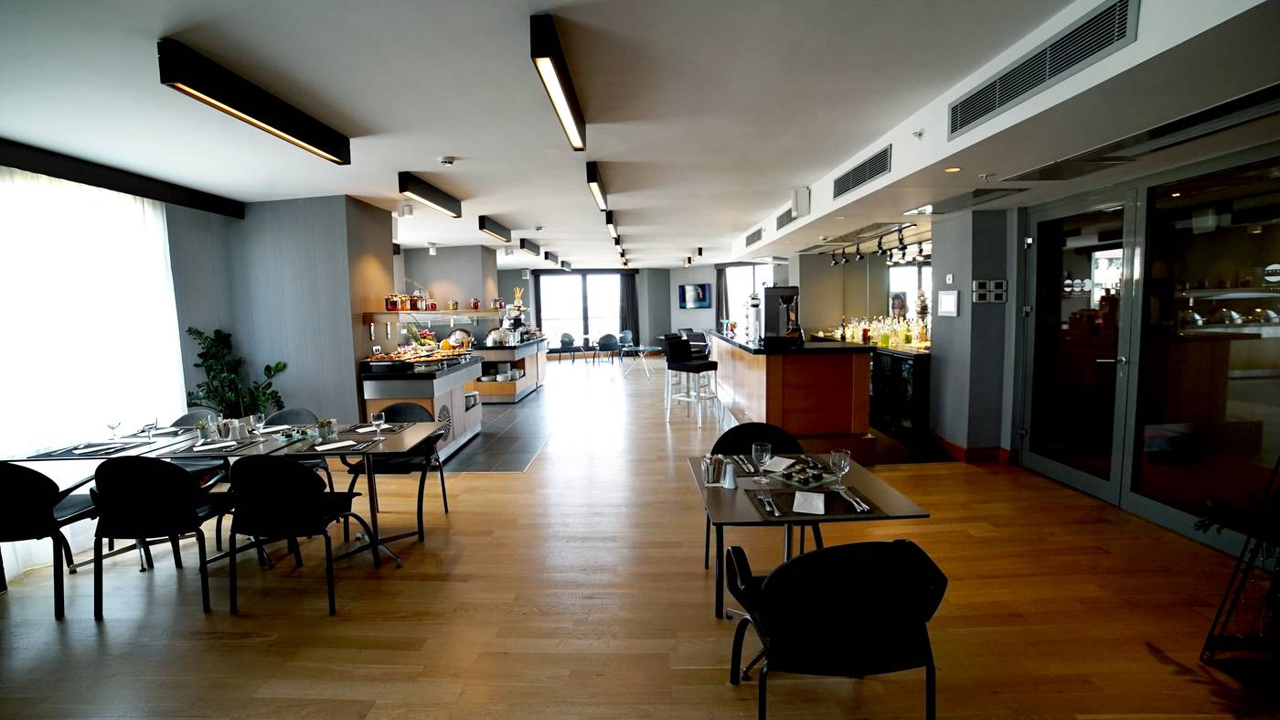 Point-Hotel-Taksim-Room-56