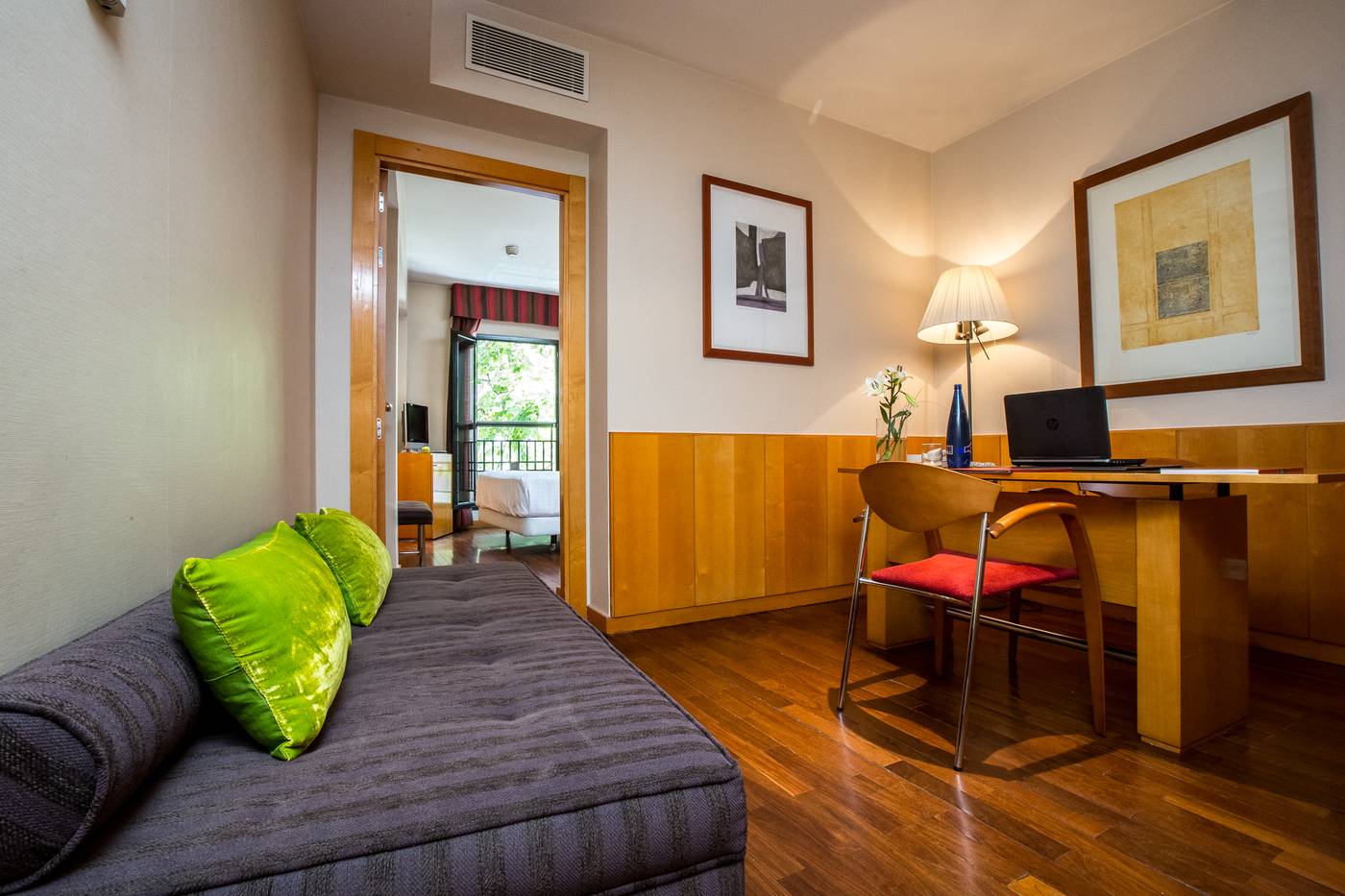 Leonardo-Hotel-Madrid-City-Center-Room-9