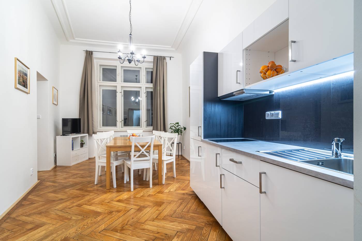 Royal-Road-Residence-Room-7