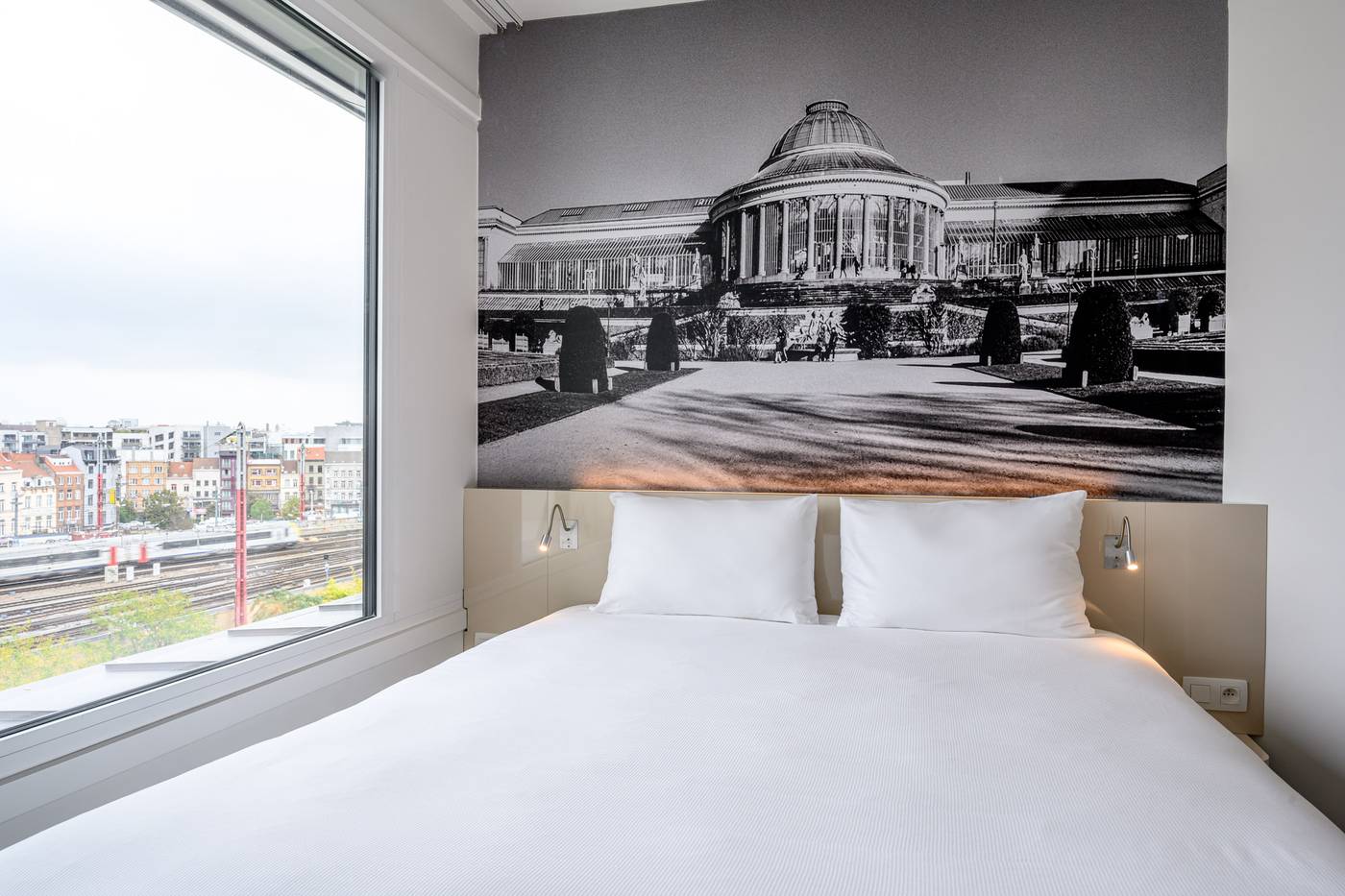 B-B-Hotel-Brussels-Centre-Gare-Du-Midi-Room-13