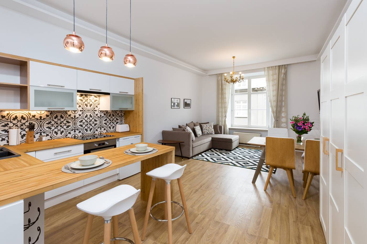 Antique-Apartments-Old-Town-Room-5