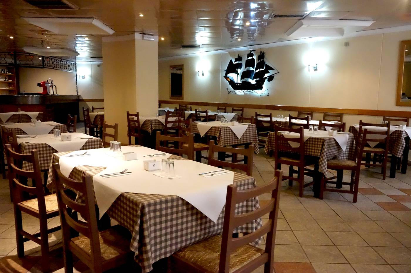 The-Bugibba-Hotel-Restaurant-40