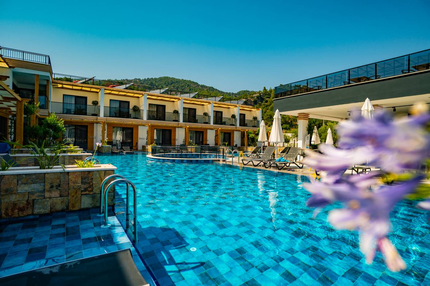 L-Hotel-Sarigerme-Pool-19