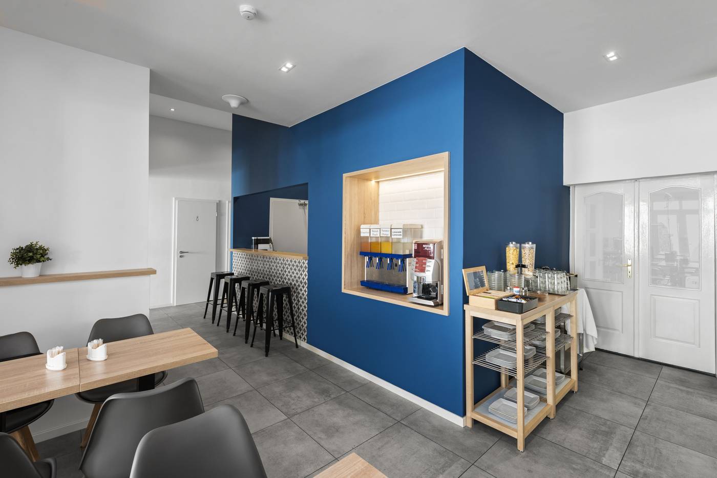 Hotel-Chesscom-Restaurant-11