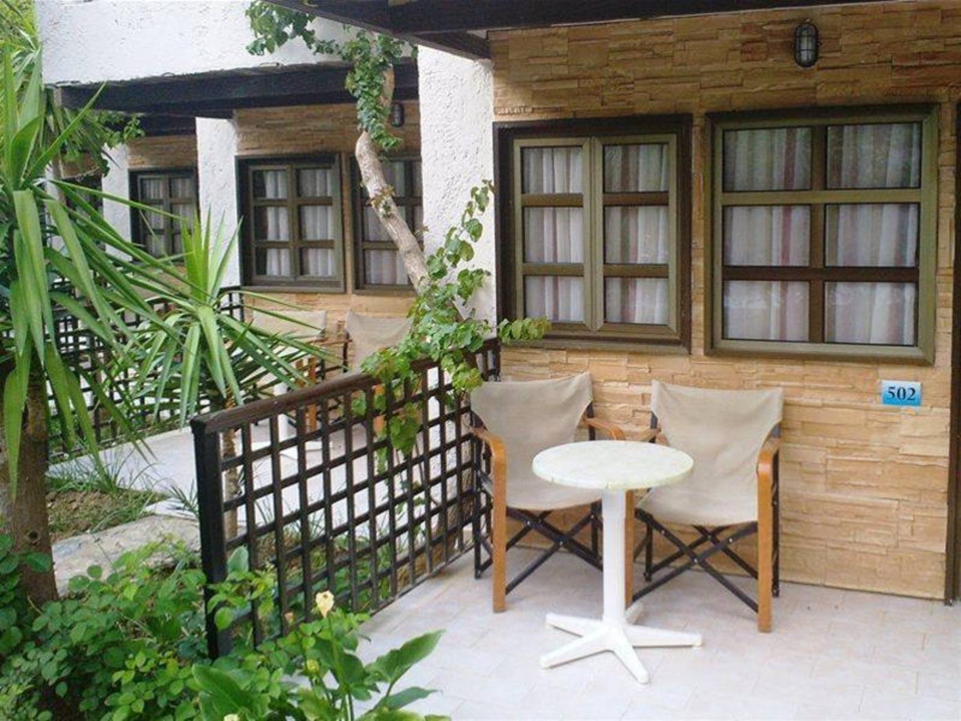 Sandy-Beach-General-view-7