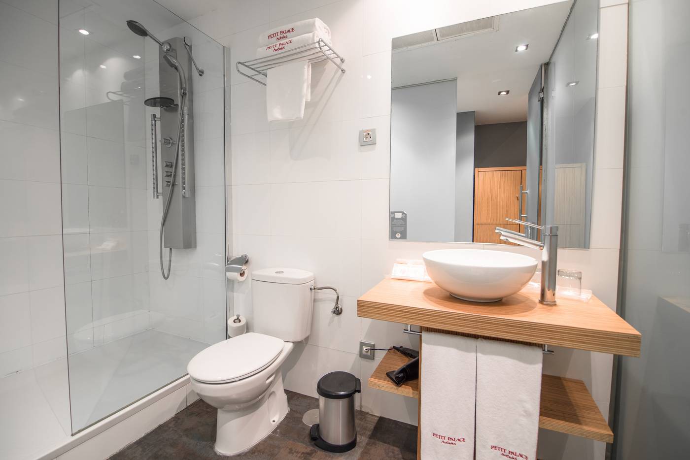 Petit-Palace-Tres-Cruces-Spain-Room-23