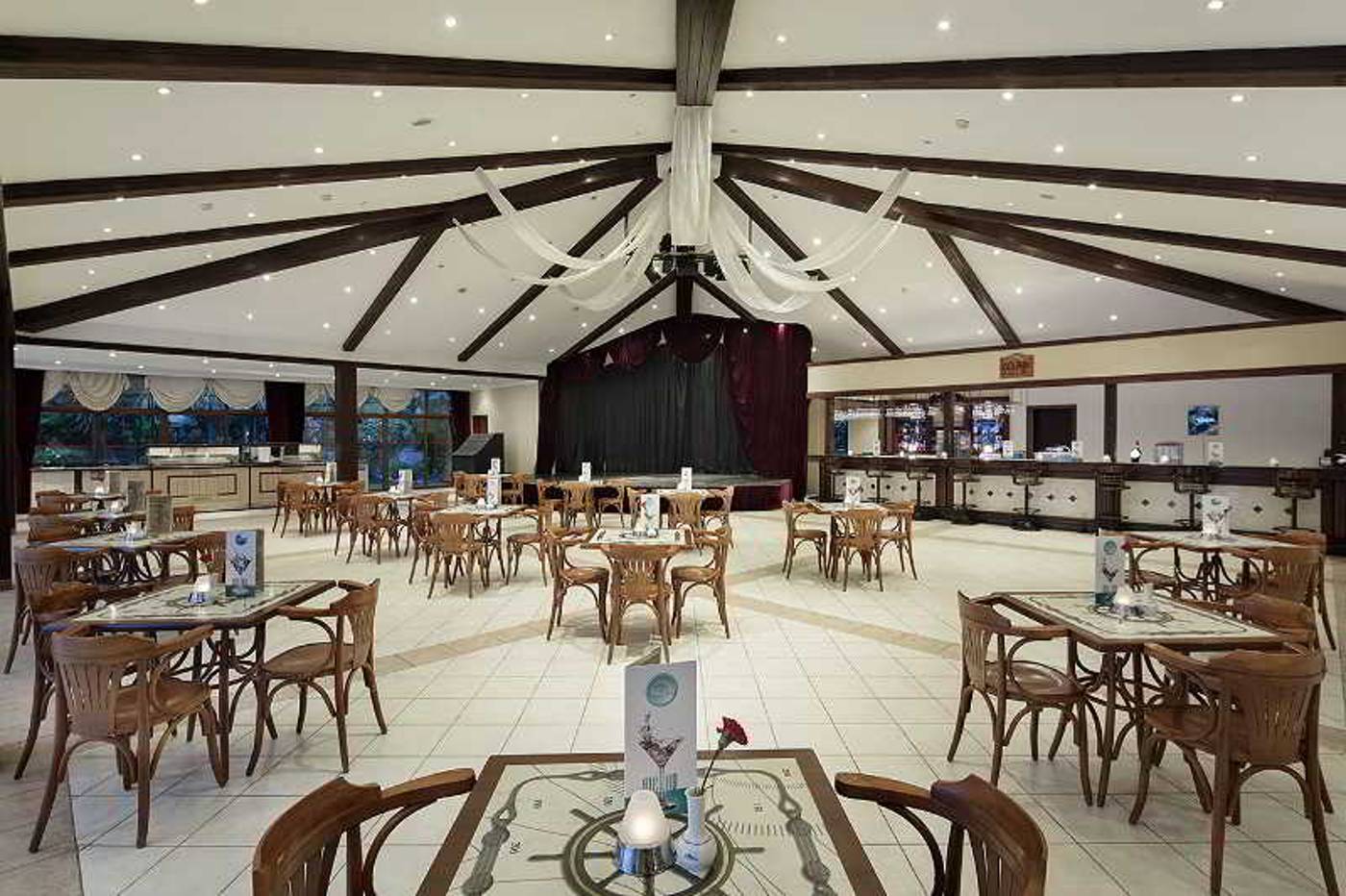 Alba-Resort-Hotel-Bar-39