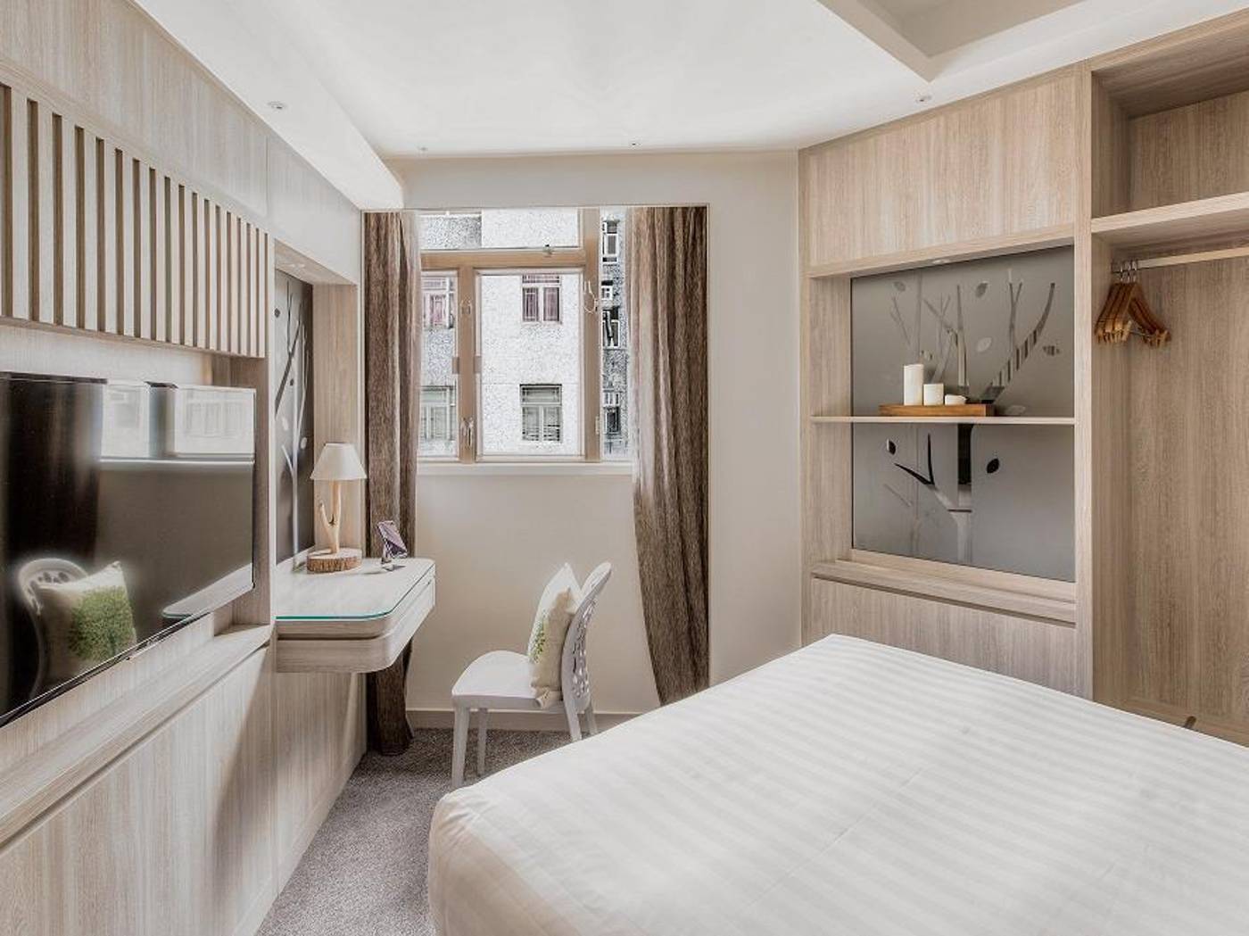 Stanford-Hillview-Room-3