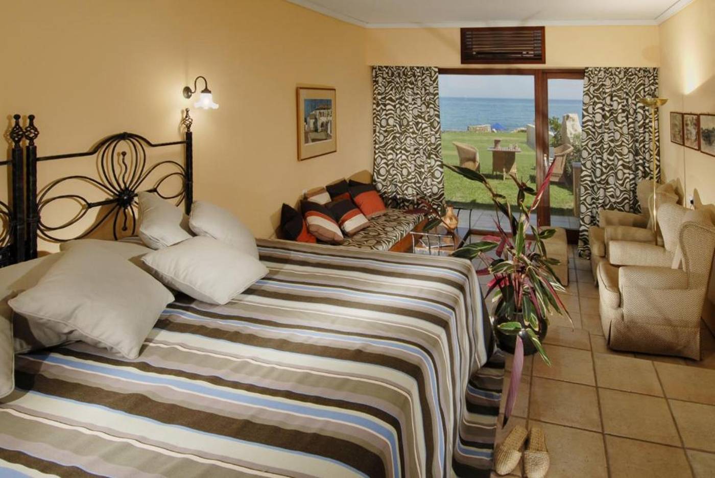 Aquila-Rithymna-Beach-Room-35
