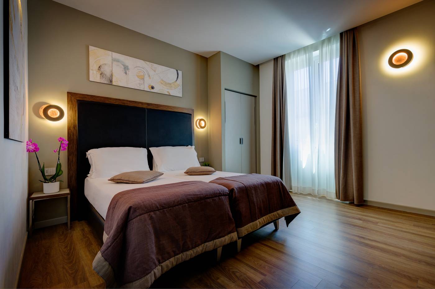 Al-Manthia-Hotel-Room-27