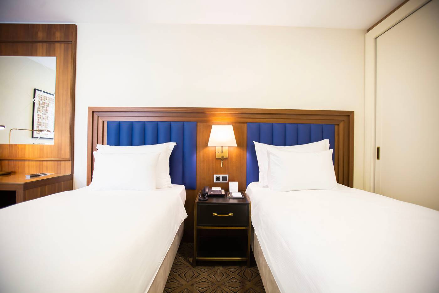 Ramada-Plaza-By-Wyndham-Istanbul-Sultanahmet-Room-54