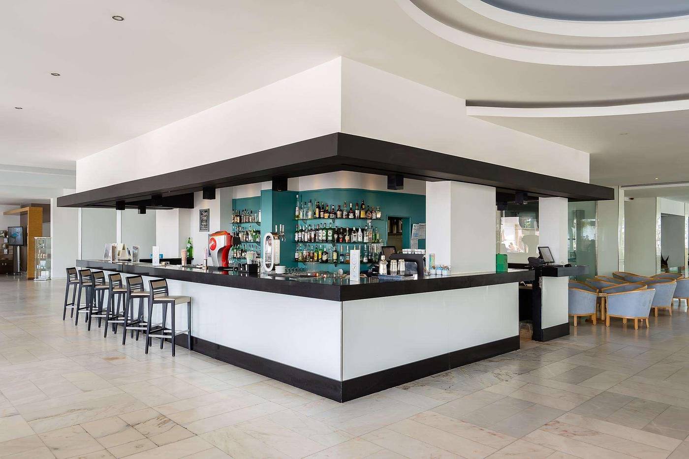 Jupiter-Algarve-Hotel---Beach---Spa-Bar-28