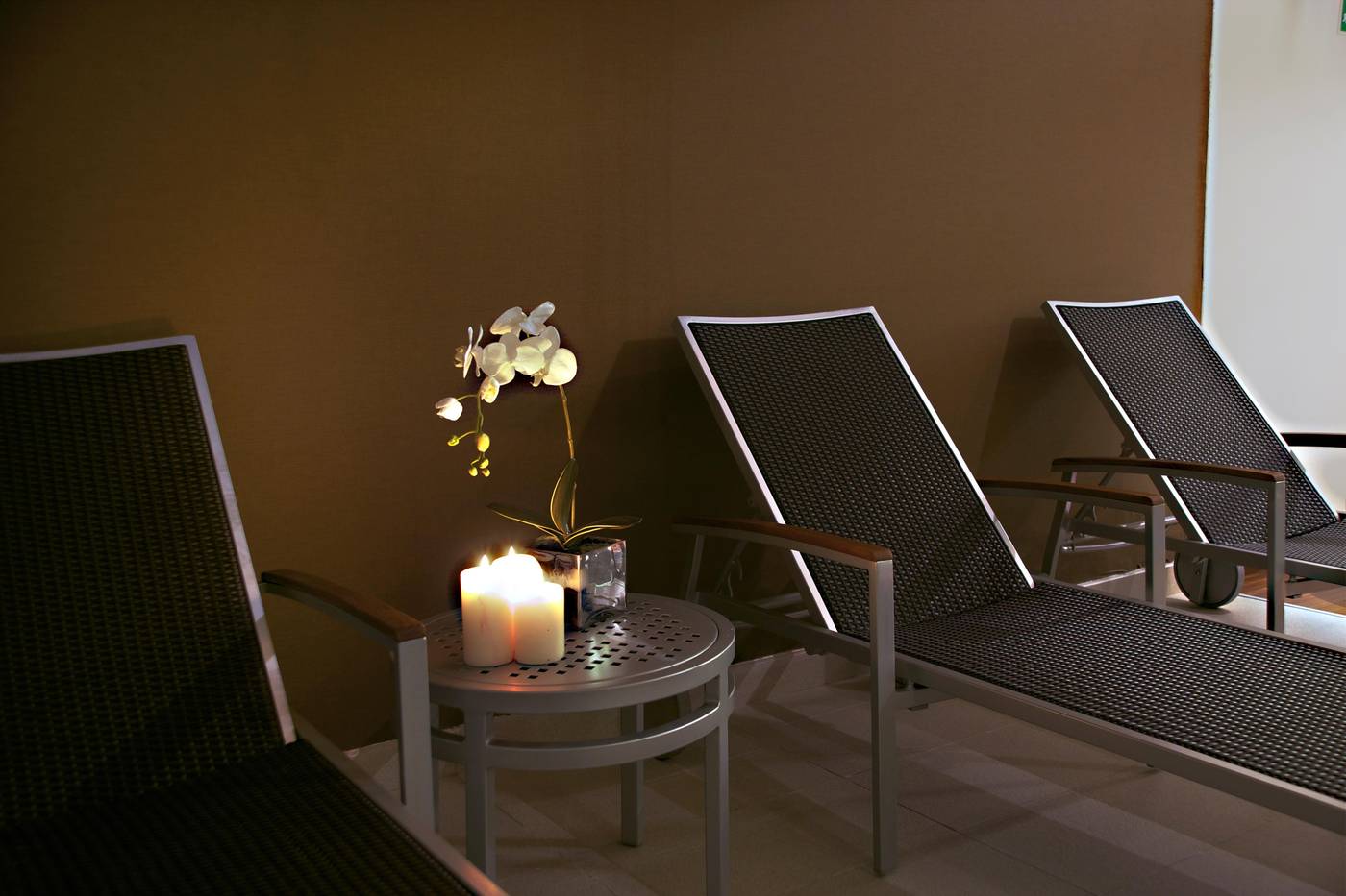 Jazz-Hotel-Sports-and-Entertainment-64