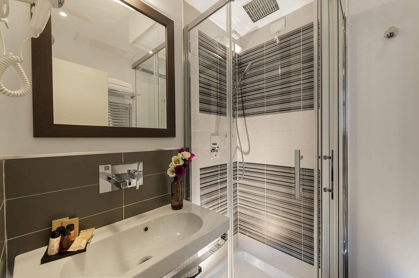 Dve-Suite-Rome-Room-27