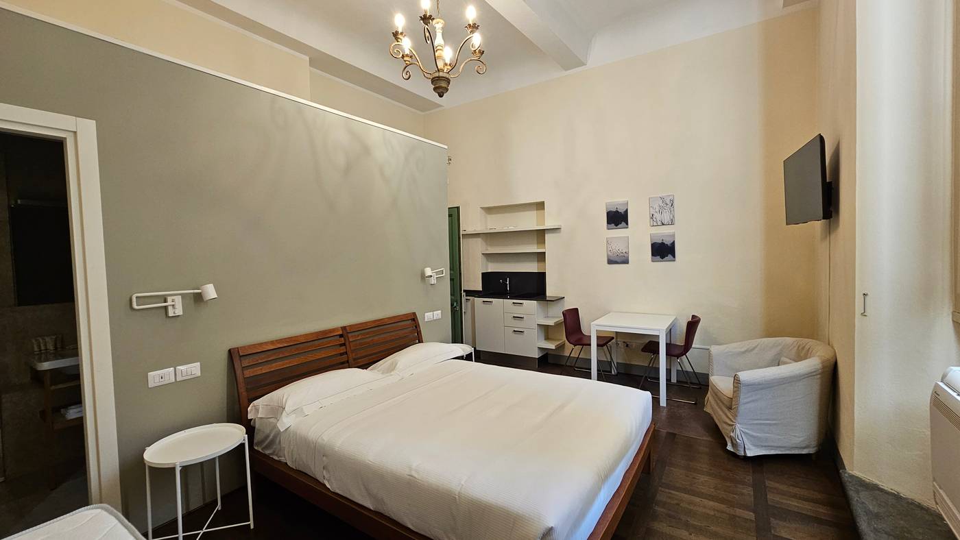 Borghese-Palace-Art-Hotel-Room-2