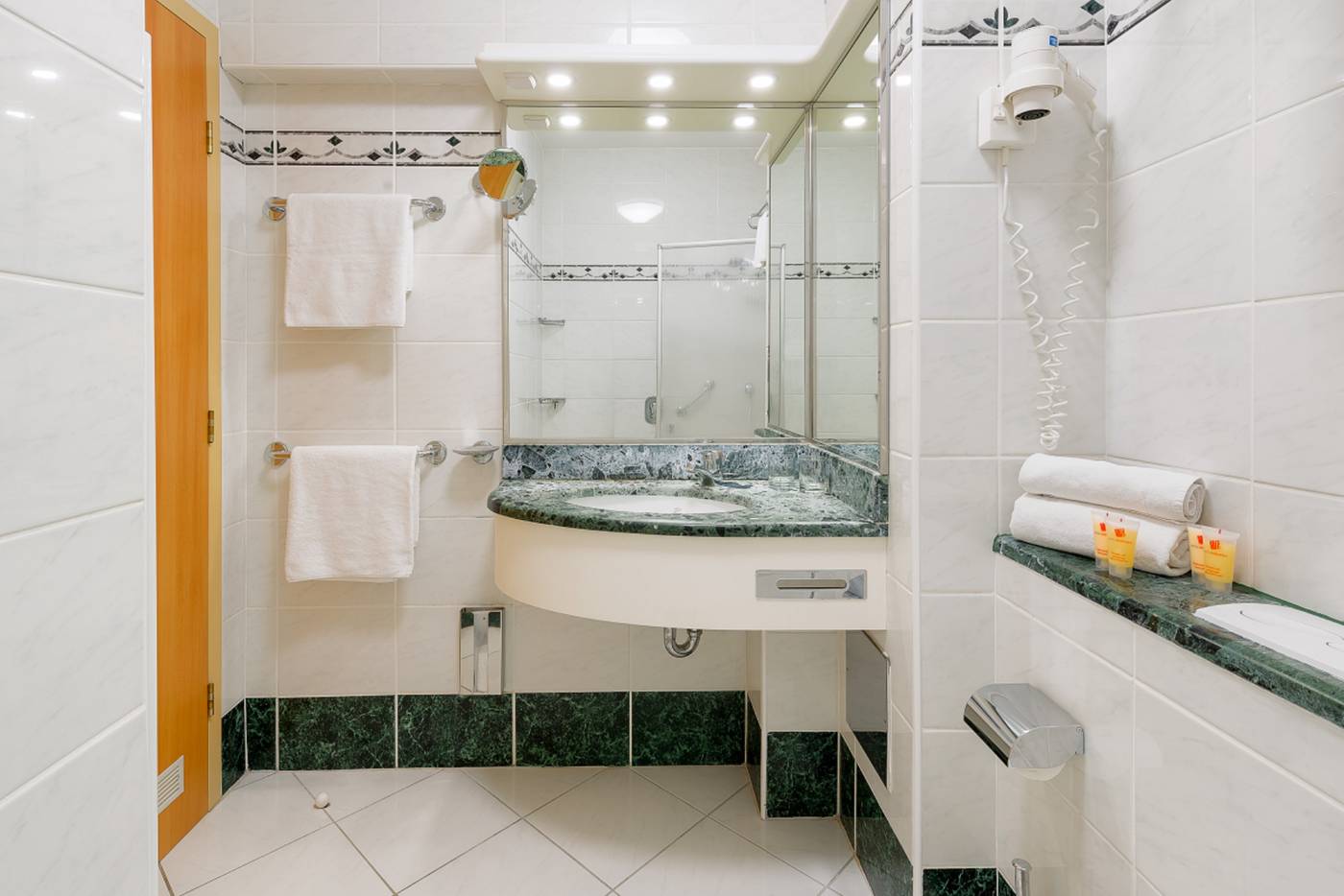 Valamar-Meteor-Hotel-Room-28