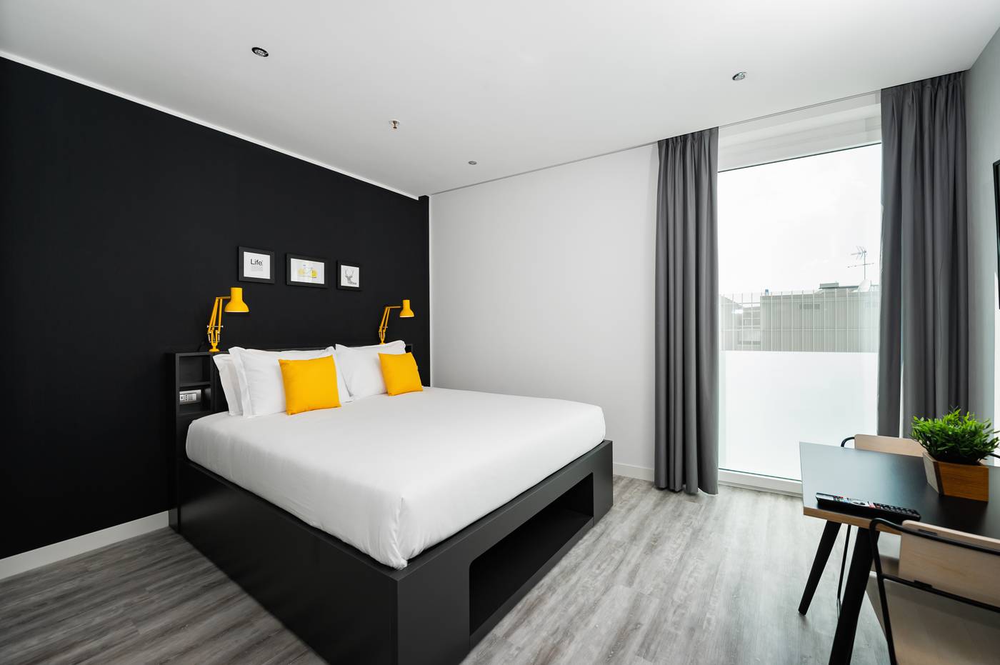 Staycity-Aparthotels-Venice-Mestre-Room-25