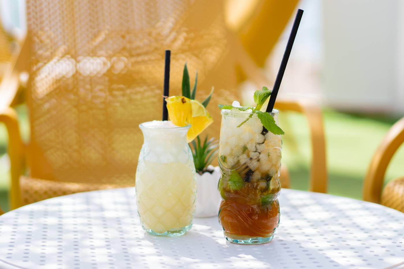 Queens-Hotel---Adult-Only-Bar-25