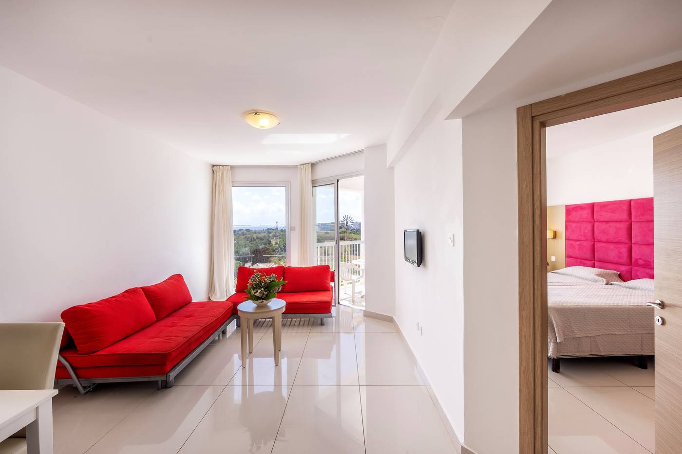 Papantonia-Apts-Room-22