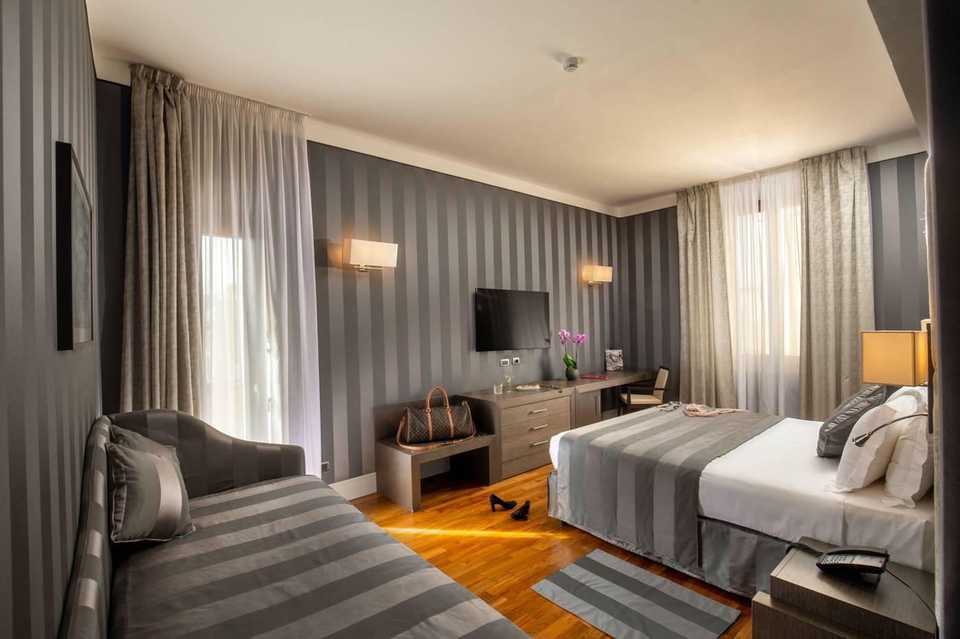 Monti-Palace-Hotel-Room-17