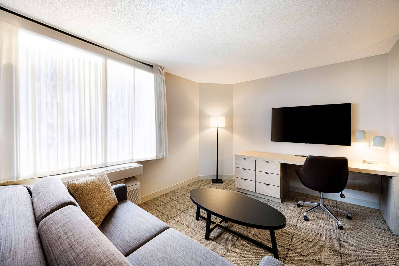 Sonesta-Simply-Suites-Jersey-City-Room-15