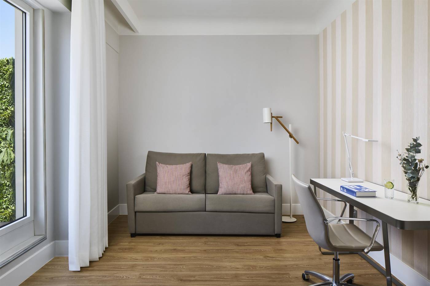 NH-Collection-Madrid-Colon-General-view-12