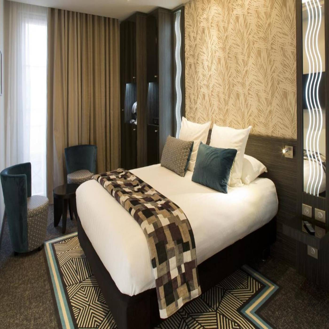 Best-Western-Premier-Mondial-Room-22