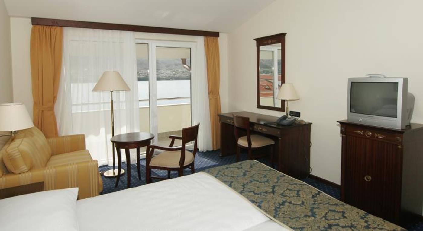 Meridijan - Adults Only