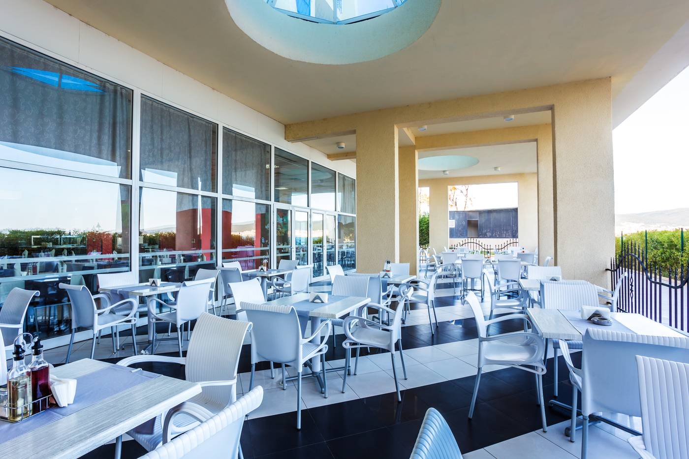 Blue-Pearl-Hotel-Terrace-27