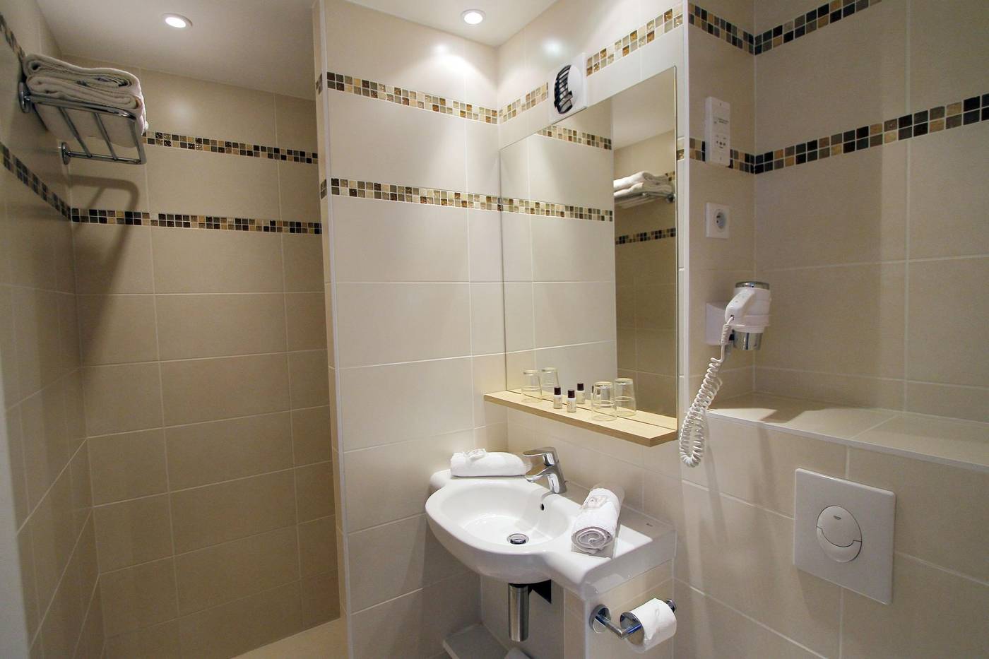 Hotel-Le-Petit-Prince-Room-29