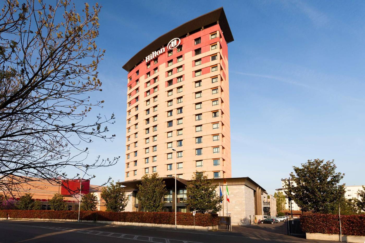 DoubleTree-by-Hilton-Florence-Metropole-General-view-8