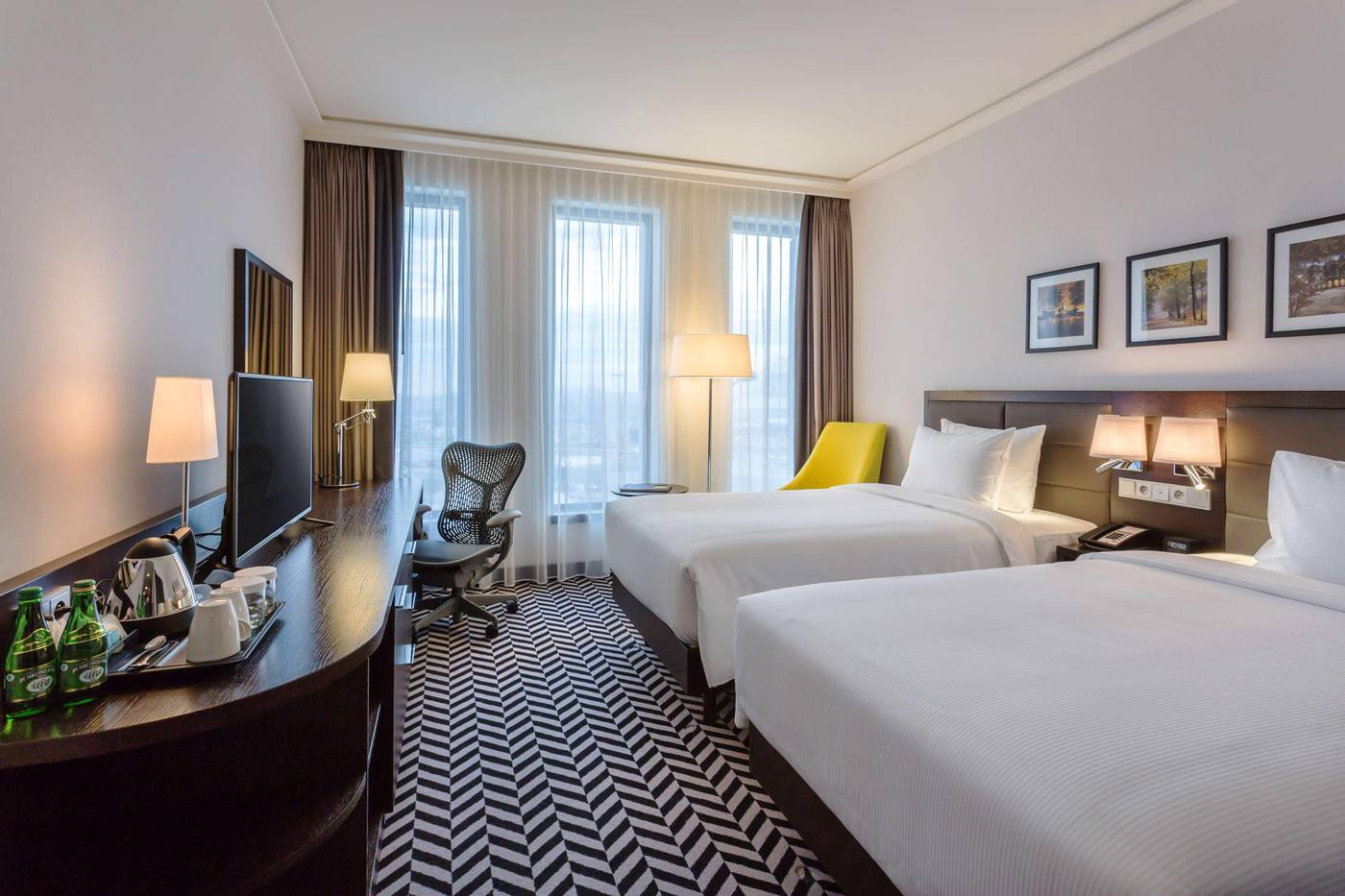 Hilton-Garden-Inn-Krakow-Airport-Room-5