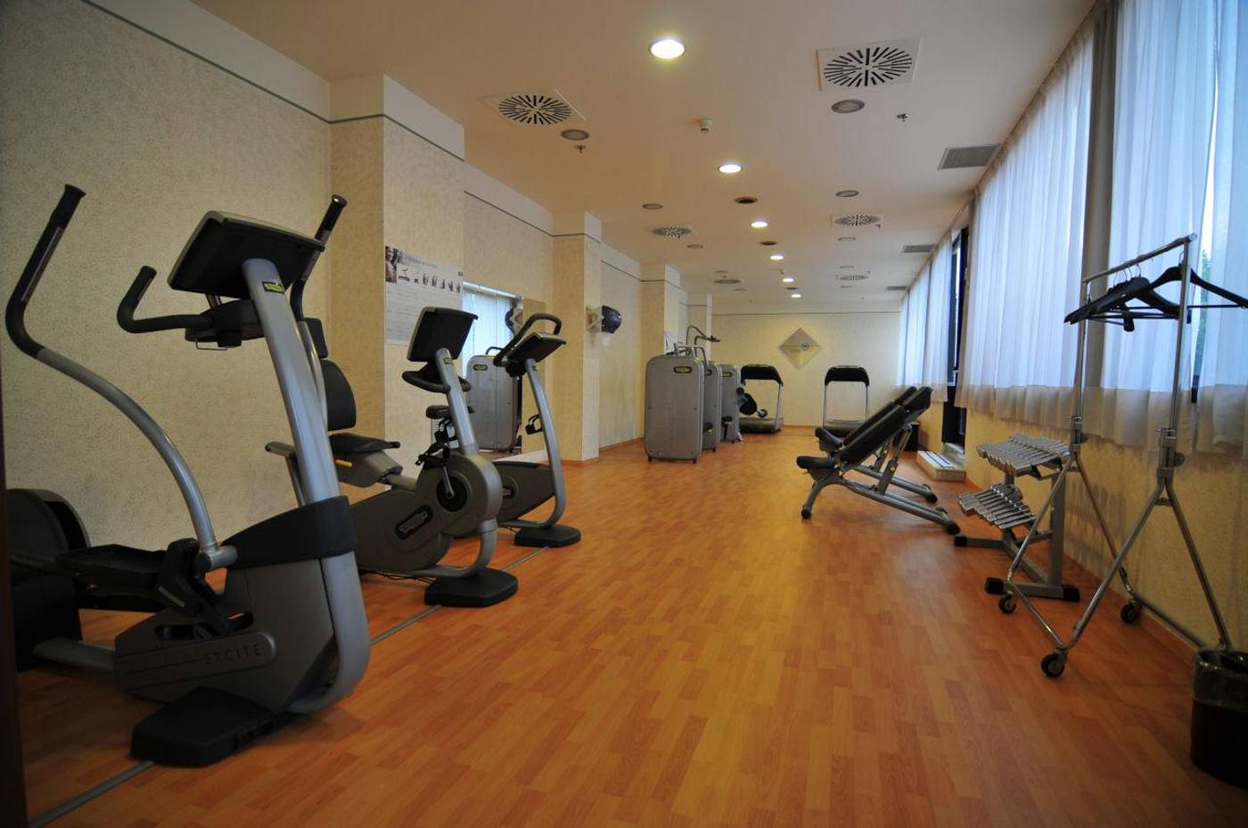 Conference-Florentia-Hotel-Sports-and-Entertainment-54