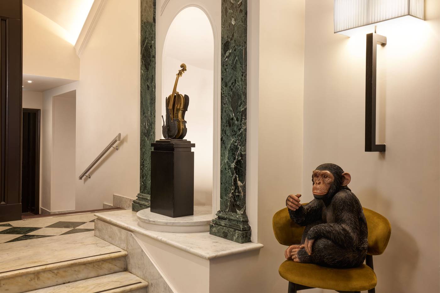 Hotel-Mascagni-Lobby-12