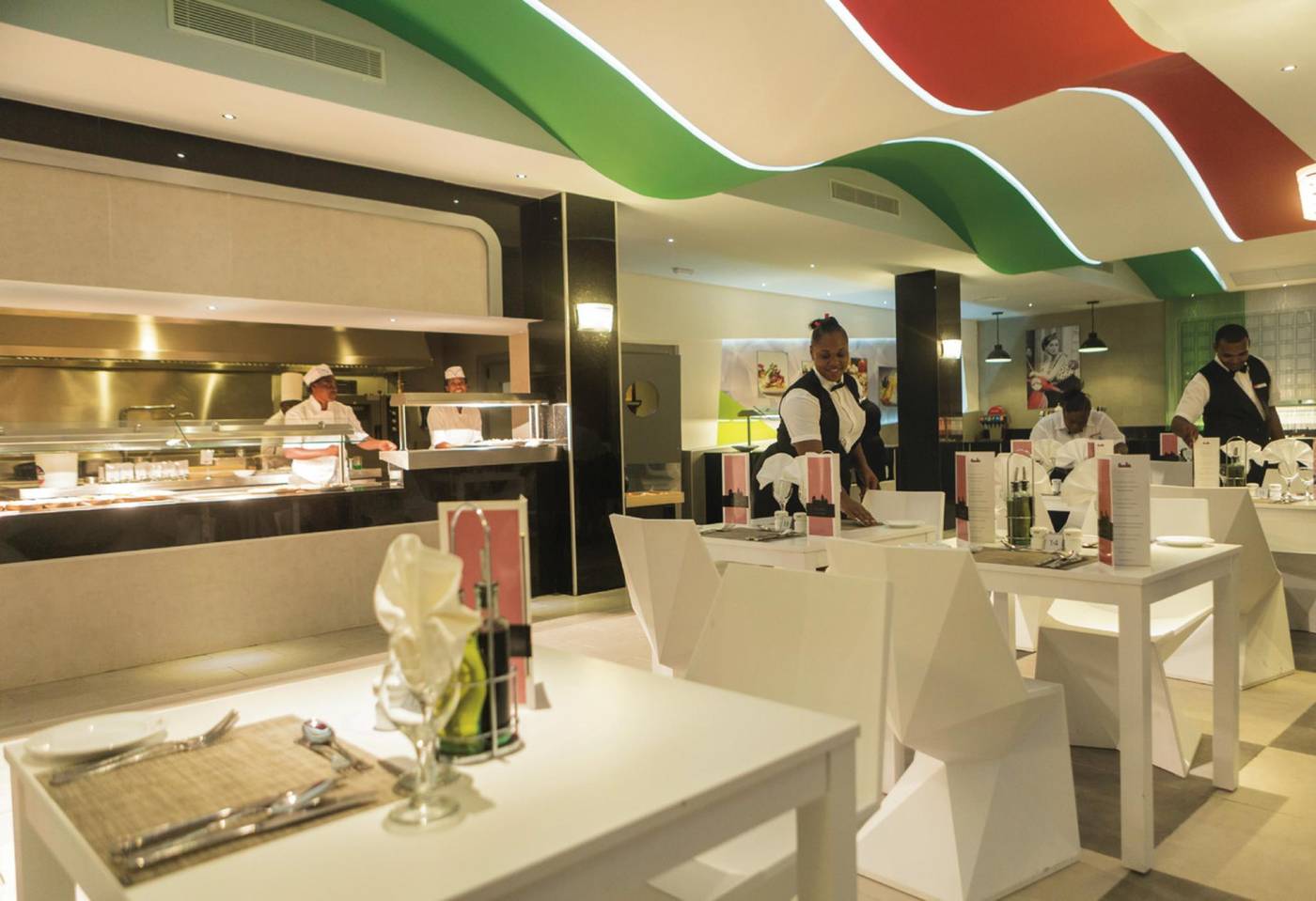 Riu-Club-Negril-All-Inclusive-Restaurant-28