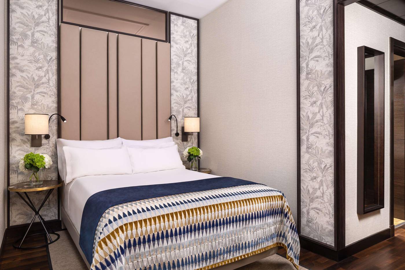 NH-Collection-Madrid-Palacio-de-Tepa-Room-33