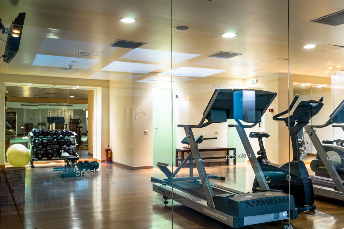 Louis-Apostolata-Island-Resort-Sports-and-Entertainment-45