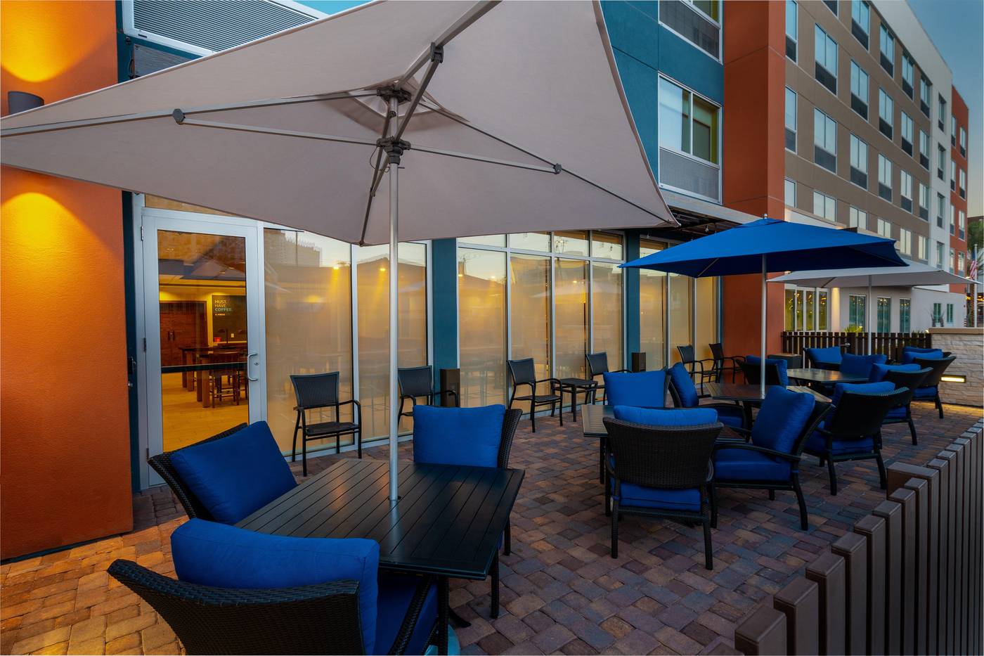 Holiday Inn Express & Suites Las Vegas E Tropicana-United States-Las Vegas-General view-3