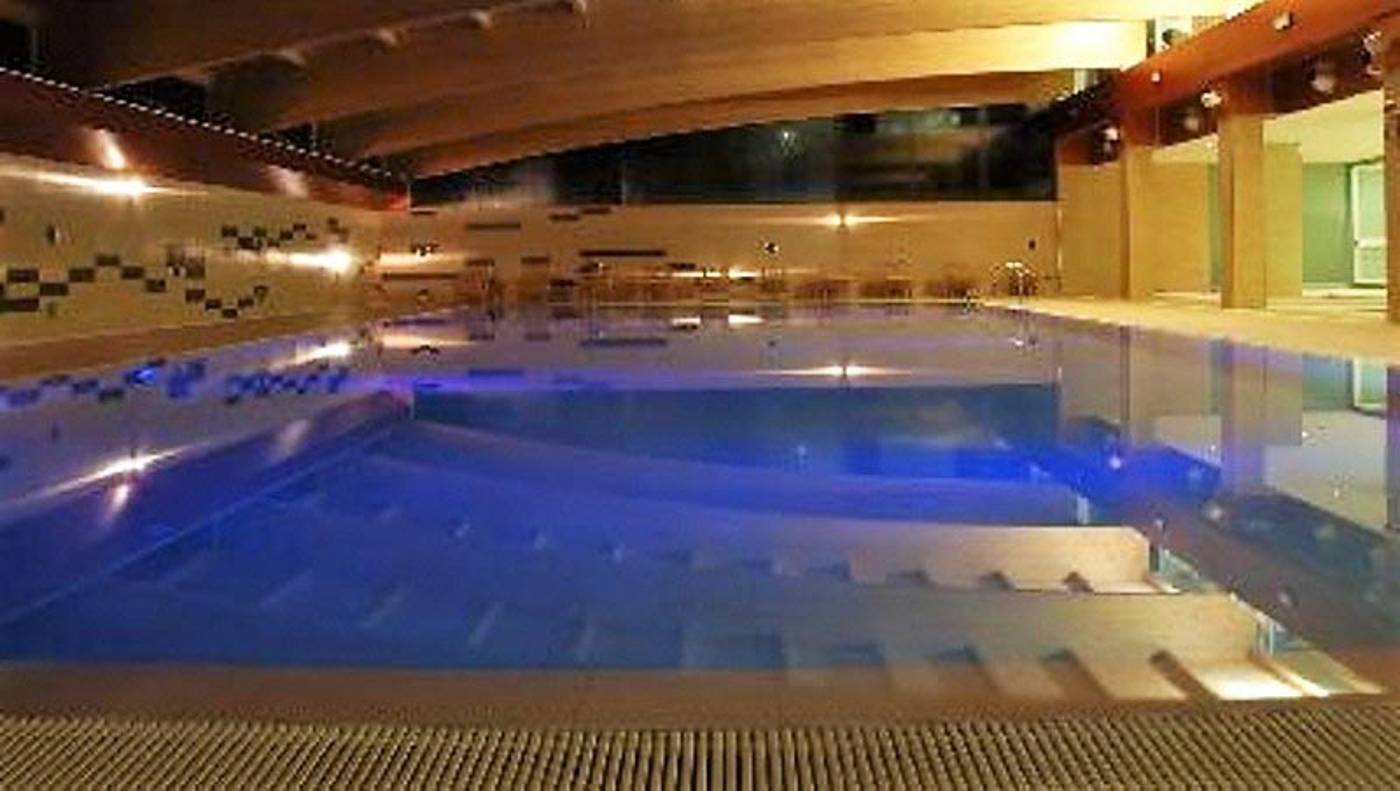 Eureka-Palace-Hotel-Spa-Resort-Pool-27