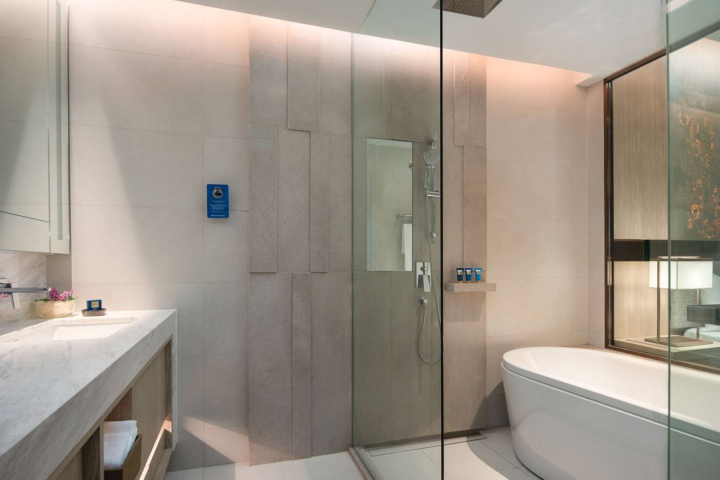 Hotel-Nikko-Bangkok-Room-42