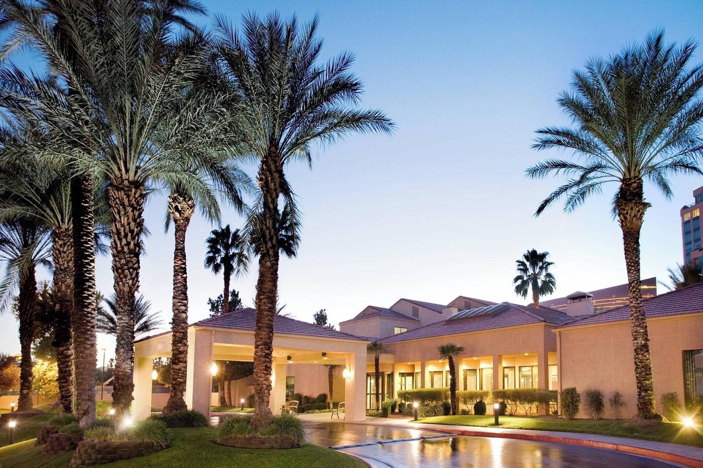 Courtyard Las Vegas Convention Center-United States-Las Vegas-General view-6