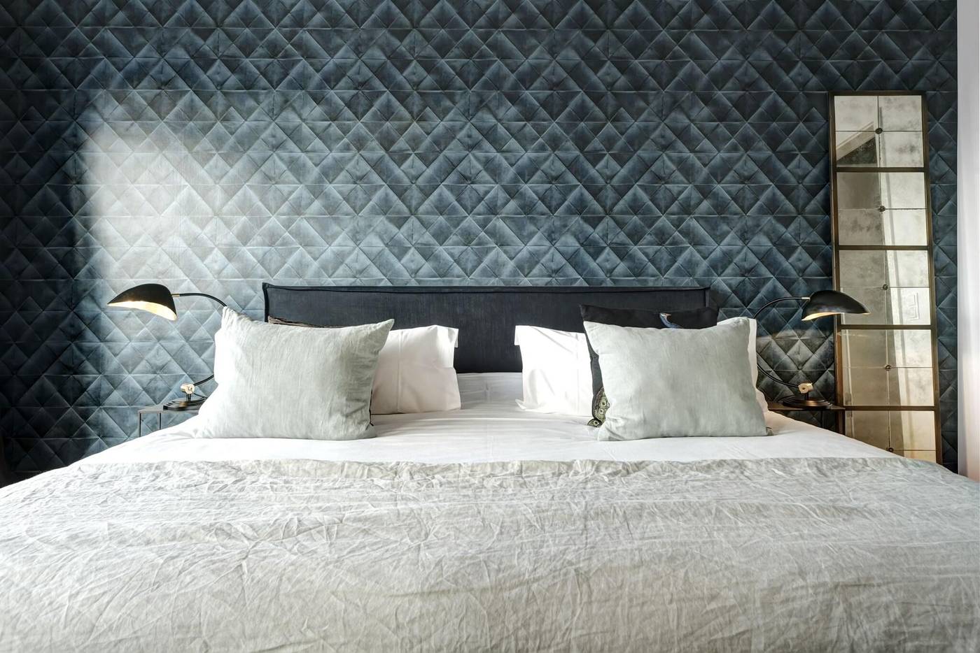 Berlin-Gorki-Apartments-Room-57