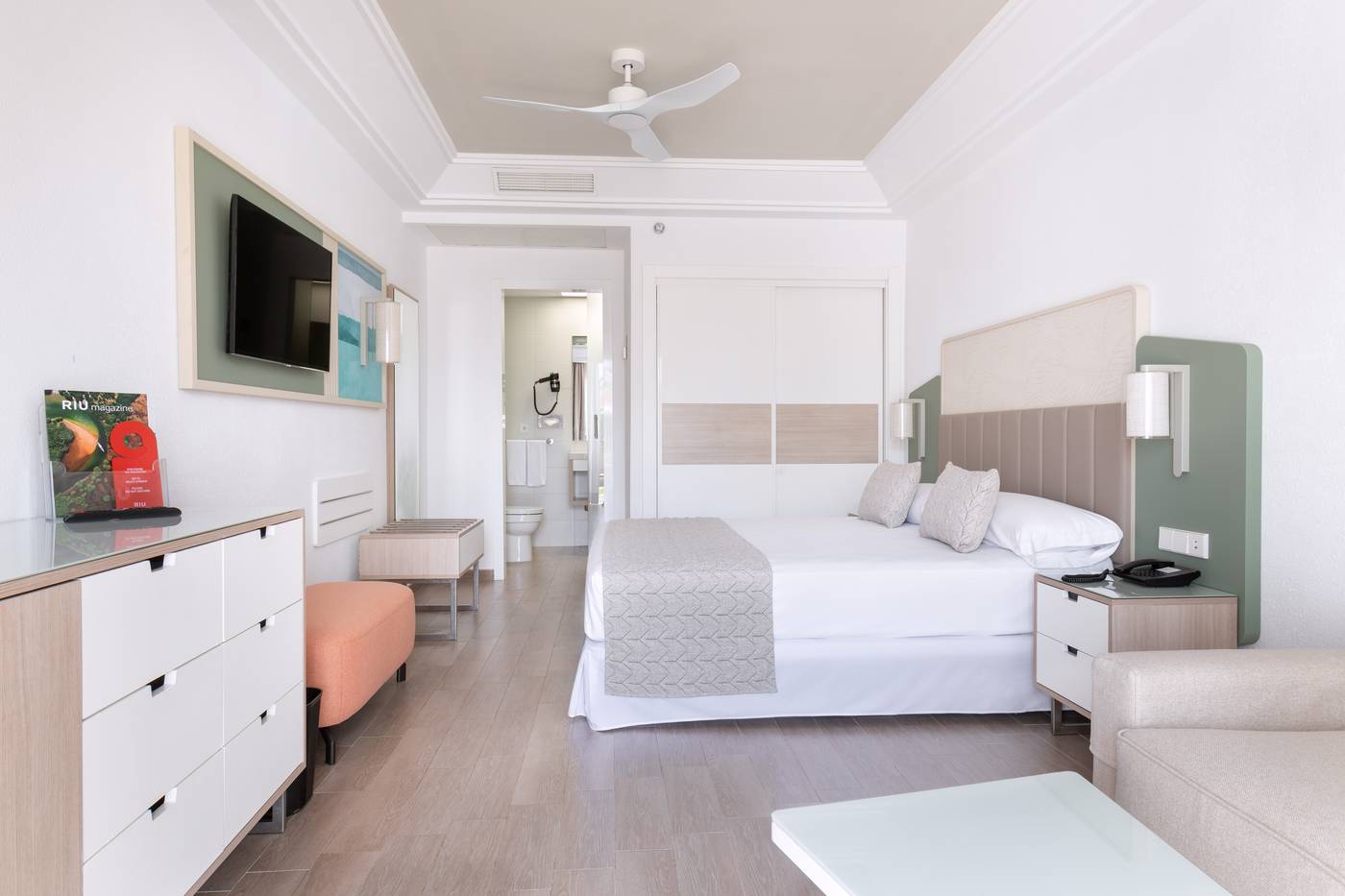 Club-Hotel-Riu-Gran-Canaria-Room-30