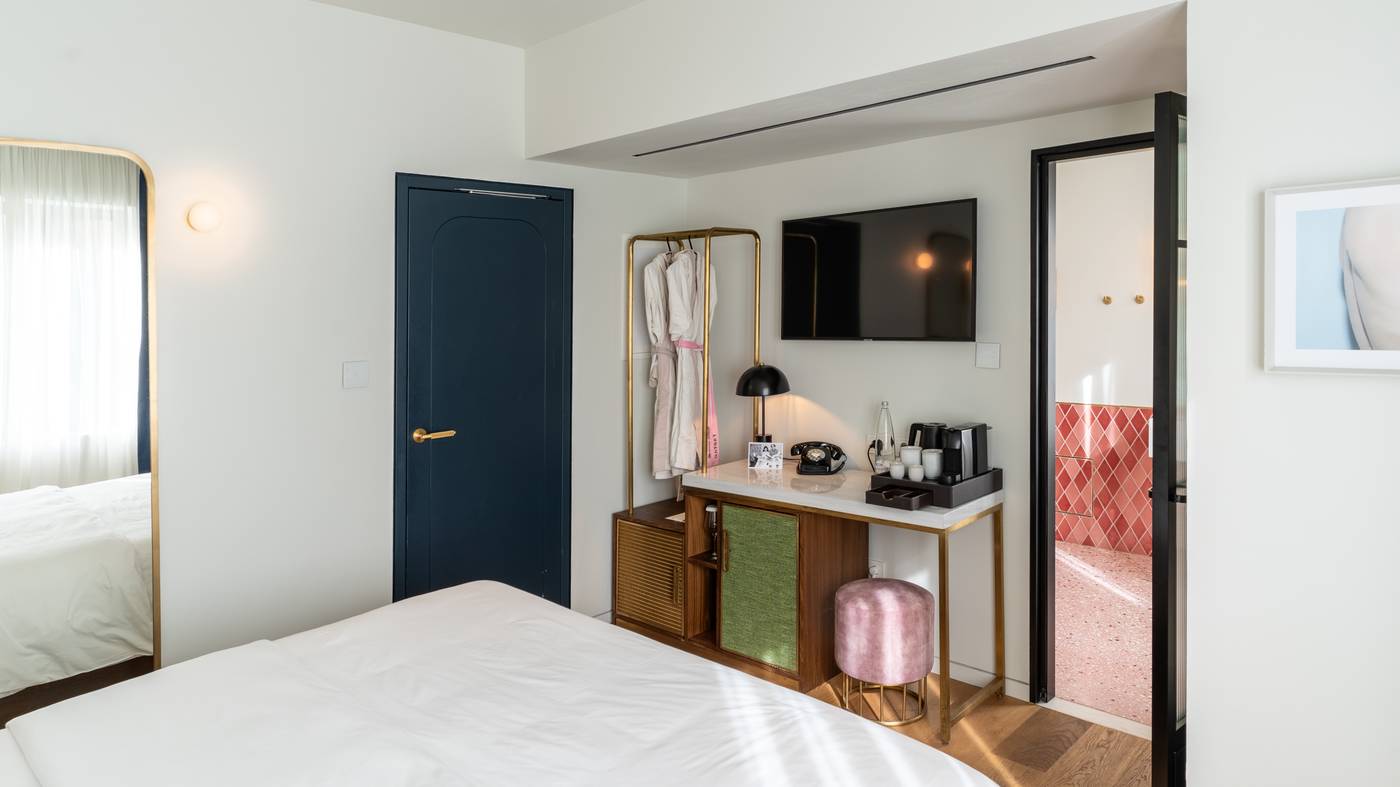 Gatsby-Athens-Room-16