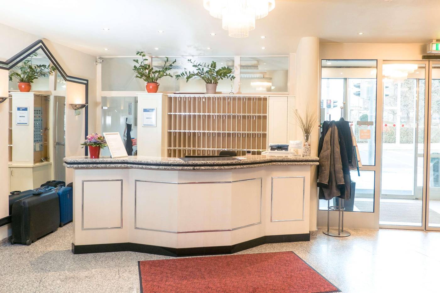 Hotel Stuttgart Sindelfingen City by Tulip inn-Germany-Sindelfingen-Lobby-10