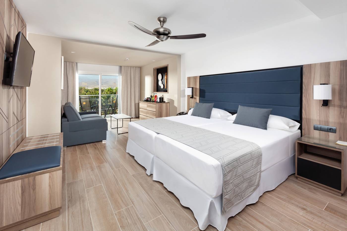 Riu-Palace-Oasis-Room-15