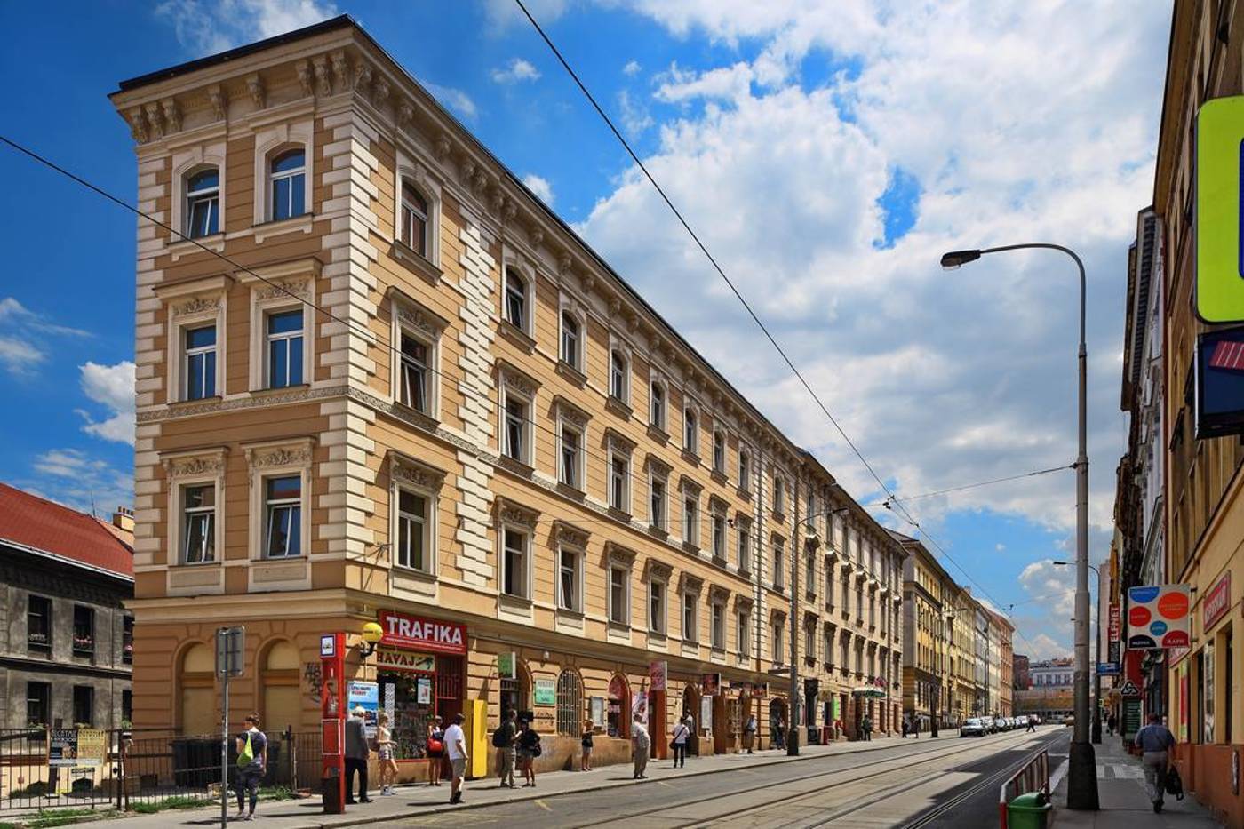 Hotel-Golden-City-Garni-General-view-1