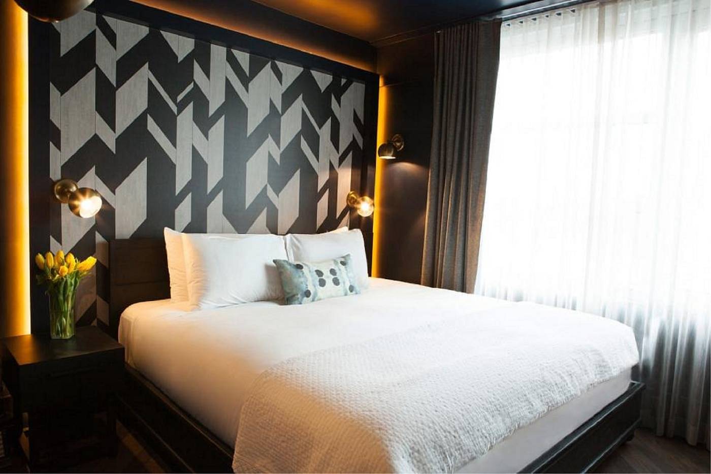 The-Tillary-Hotel-Brooklyn-Room-13