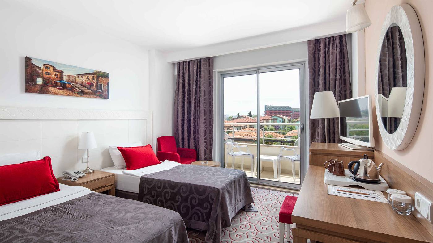 Galeri-Resort-Hotel-Room-18